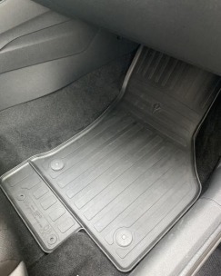 Резиновые коврики для Skoda Octavia IV (A8) (2020-...) комплект из 4 штук (Stingray). Фото 4