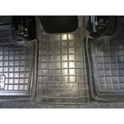 Коврики в салон для Fiat Qubo/Fiorino 08-/Citroen Nemo 07-/Peugeot Bipper 08- (Avto-Gumm). Фото 7