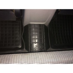 Коврики в салон для Mitsubishi L200 (KAOT) (european version) (2006-2015) (Avto-Gumm). Фото 8