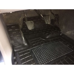 Коврики в салон для Mitsubishi L200 (KAOT) (european version) (2006-2015) (Avto-Gumm). Фото 3