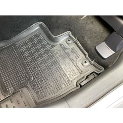 Коврики в салон для Mitsubishi Outlander PHEV (2013-...) (Avto-Gumm). Фото 4