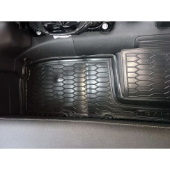 Коврики в салон для Renault Trafic 3 16-/Opel Vivaro 15- (2-й ряд) (Avto-Gumm). Фото 2