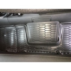 Коврики в салон для Renault Trafic 3 16-/Opel Vivaro 15- (2-й ряд) (Avto-Gumm). Фото 3