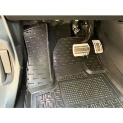 Коврики в салон Peugeot 5008 (2017-...) (Avto-Gumm). Фото 3