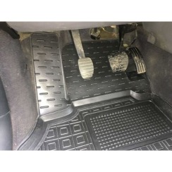 Коврики в салон Renault Scenic II (2003-2009) (Avto-Gumm). Фото 3