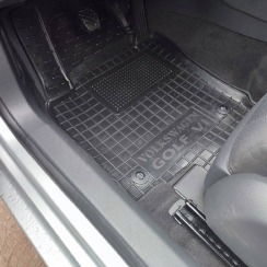 Коврики в салон для Volkswagen Golf 5 03-/6 09- (Avto-Gumm). Фото 2