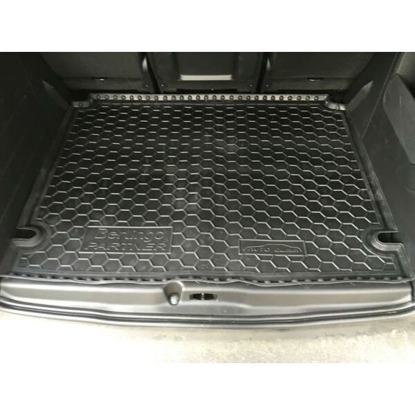 Коврик в багажник для Citroen Berlingo (B9)/Peugeot Partner Tepee 2008- (Avto-Gumm). Фото 2