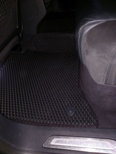 Комплект класичних EVA ковриків для Volkswagen Touareg II (2010-2018). Фото 2