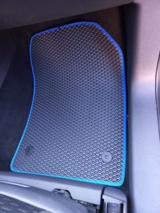Комплект класичних EVA ковриків для Volkswagen Touran I (2003-2015). Фото 3