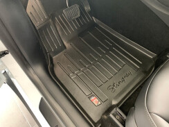 3D коврики для Tesla Model Y (2019-…) (Revised mount) с бортиками 30 мм (Stingray). Фото 2