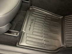3D коврики для Tesla Model Y (2019-…) (Revised mount) с бортиками 30 мм (Stingray). Фото 10
