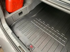 Килимок в багажник для BMW 3 (E90) (2004-2013) (Sedan)  з бортиками 30 мм (Stingray). Фото 4