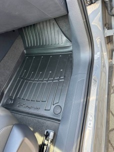 3D коврики для Volkswagen ID4 (2020-...) с бортиками 30 мм (Stingray). Фото 10