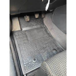 Коврики в салон для Toyota Corolla Verso (ZER/ZZE) (2004–2009) (Avto-Gumm). Фото 3