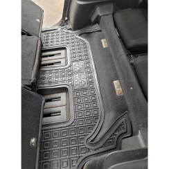 Автомобильный коврик 3 ряда для Toyota Corolla Verso (ZER/ZZE) (2004–2009) (Avto-Gumm). Фото 2
