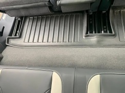 3D килимок для Volkswagen ID6 (2021-...) (7 місць) 3 ряд з бортиками 30 мм (Stingray). Фото 2