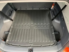 Коврик в багажник для Volkswagen ID6 (2021-...) 3 ряд сложен с бортиками 30 мм (Stingray). Фото 2