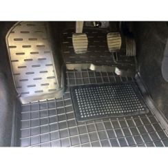 Коврики в салон для Renault Logan (2012-...) (Avto-Gumm). Фото 3