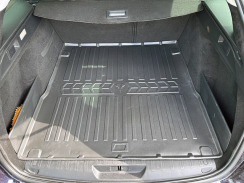 Коврик в багажник для Peugeot 308 II (T9) (universal) (2013-...) с бортиками 30 мм (Stingray). Фото 2