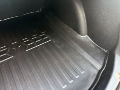 Коврик в багажник для Tesla Model 3 (2017-...) с бортиками 30 мм (Stingray). Фото 4