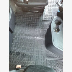 Коврики в салон для Mercedes Benz ACTROS Mp4 (2011-2018) плоский пол (Avto-Gumm). Фото 7