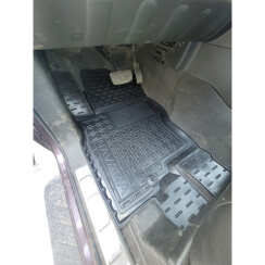 Коврики в салон Nissan Navara Double Cab 2010- (Avto-Gumm)