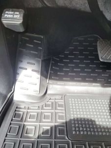 Коврики в салон для Infiniti QX80 (2013-...) 7 мест (Avto-Gumm). Фото 4