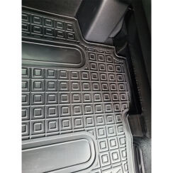 Коврики в салон Mercedes Benz W447 Vito III (2014-...) (2-й ряд) (Avto-Gumm). Фото 4