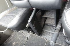 Подлокотник для Opel Vivaro (сидіння 1+1) (черный). Фото 8