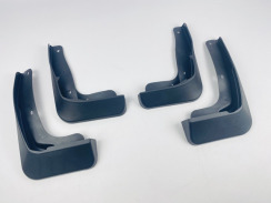 Бризковики для Volkswagen Golf 8/R-Line 2021 (Surtep). Фото 3
