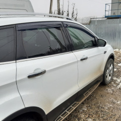 Вітровики для Ford Kuga 2012-2019 (на скотчі) (HIC). Фото 3
