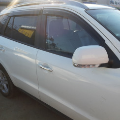 Вітровики для Hyundai Santa Fe 2012-2018 (HIC)