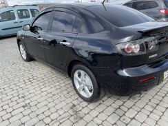 Вітровики для Mazda 3 (I) 2003-2009 седан (HIC). Фото 2