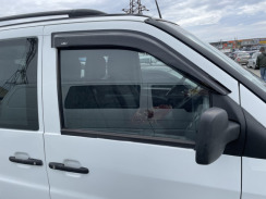 Вітровики для Mercedes Vito W-638 1995-2003 (на скотчі) (HIC)