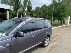 Вітровики для Mitsubishi Outlander 2007-2012 XL з хром молдингом (DEFL). Фото 4