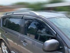 Вітровики для Mitsubishi Outlander 2007-2012 XL з хром молдингом (DEFL). Фото 2