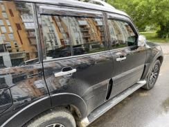 Вітровики для Mitsubishi Pajero III/IV 2000-2006; 2006-... (HIC). Фото 3