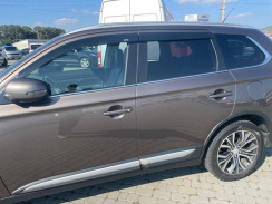 Вітровики для Mitsubishi Pajero Sport 2015-... (HIC). Фото 5