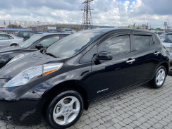 Вітровики для Nissan Leaf I 2010-2017 (HIC). Фото 2