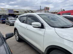 Вітровики для Nissan Qashqai III 2014-... з хром молдингом (HIC). Фото 4