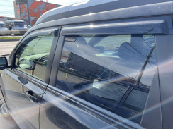 Вітровики для Nissan X-Trail II 2007-2014 (HIC)