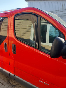 Вітровики для Opel Movano/Renault Master 1998-2010 (вставні) (HIC)