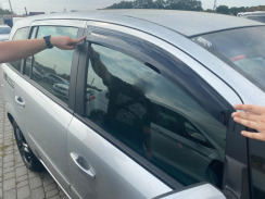 Вітровики для Opel Zafira B 2005-2012 Q2 (DEFL). Фото 2
