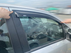 Вітровики для Opel Zafira B 2005-2012 Q2 (DEFL). Фото 3