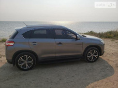 Вітровики для Peugeot 4008 2012-.../Citroen C4 AirCross 2012-... (HIC). Фото 5