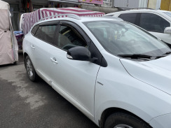 Вітровики для Renault Megane III 2008-2016 універсал (HIC)