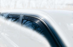 Ветровики для Toyota Avensis T22 (Heko). Фото 3