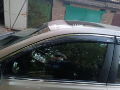 Вітровики для Toyota Camry V40 2006-2011 з хром молдингом (DEFL). Фото 5