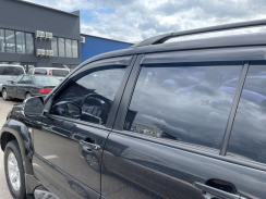 Вітровики для Toyota LC 120 Prado/GX 470 2003-2010 (HIC)