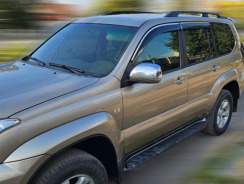 Вітровики для Toyota LC 120 Prado/GX 470 2003-2010 з хром молдингом (DEFL)